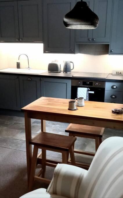 The Old Barn Annexe, Cosy Stay, Close Drive To City, Beach, South Downs & Goodwood 치체스터 외부 사진